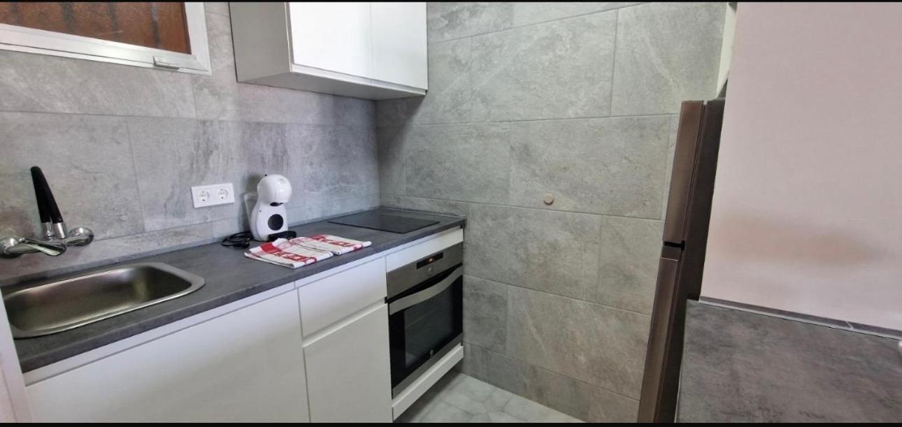 Appartement Pres De La Plage 贝纳尔马德纳 外观 照片